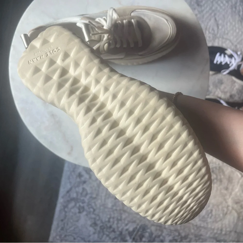 Stylish Cream and Tan Sneakers - Picture 3 of 3